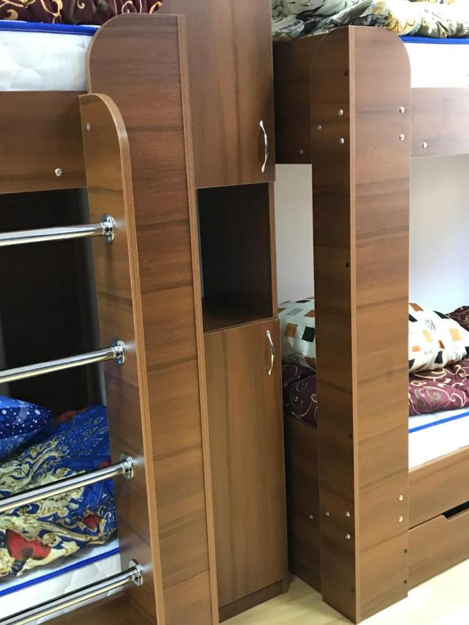 Міни-Хостел Родинного Типу Dubai Użhorod Zewnętrze zdjęcie